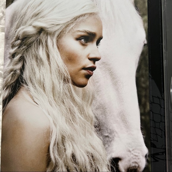 Game of Thrones Complete First Season Boxed Set Of DVD’s Excellent Condition - Picture 4 of 10